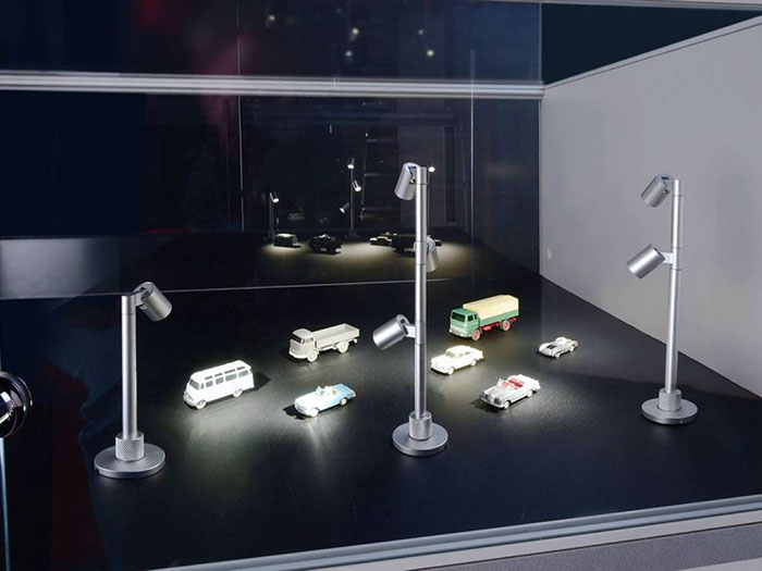 Vitrinenbeleuchtung Messestand Produktpr�sentation